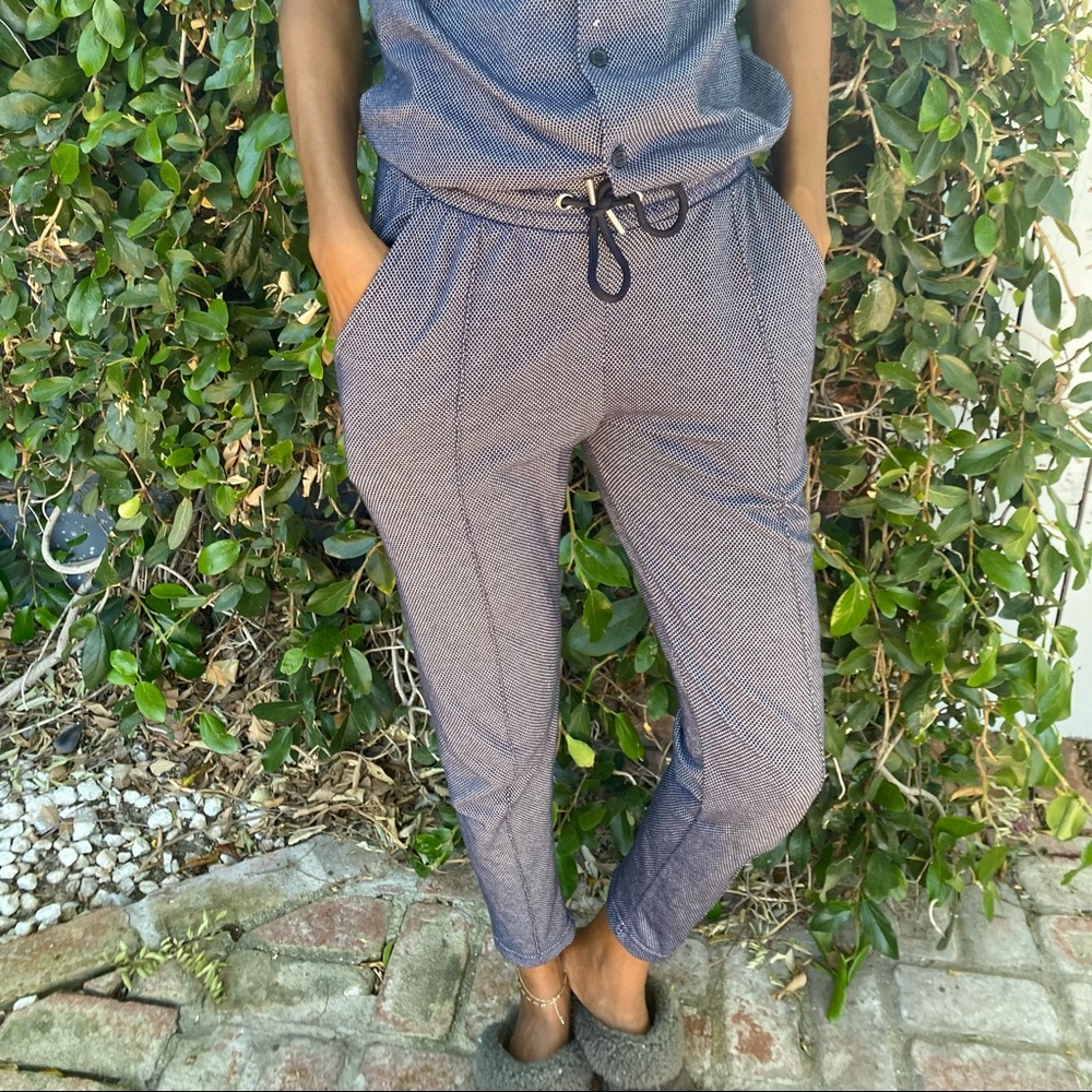 BOOHOO MAN LOUNGE SET IN NAVY BLUE